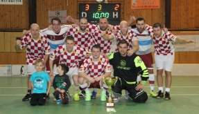 Kanec bere první trofej této sezóny